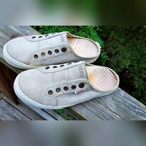 Taos Slip On Sneaker